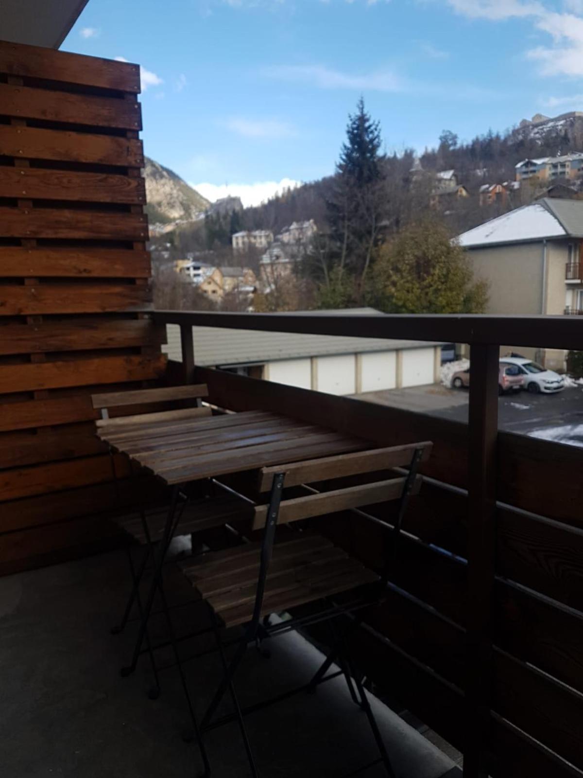 Briancon : Appartement 4-6 Personnes Moderne, Tout Confort. Екстериор снимка